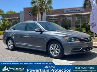 2017 Volkswagen Passat