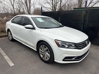 2018 Volkswagen Passat for sale in Greeneville TN