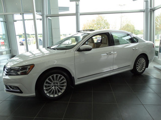 2016 Volkswagen Passat for sale in Columbus GA