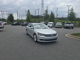 2017 Volkswagen Passat