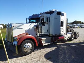 1982 Kenworth W900 Semi Tractor