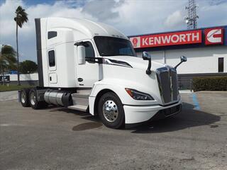 1994 Kenworth T680