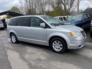 2010 Chrysler Town And Country