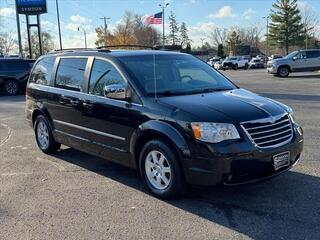 2010 Chrysler Town And Country for sale in Evansville WI