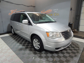 2010 Chrysler Town & Country