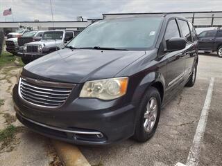 2011 Chrysler Town And Country for sale in Arlington TX