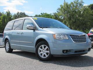 2010 Chrysler Town And Country for sale in Fruitland Park FL