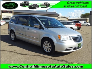 2011 Chrysler Town And Country for sale in Buffalo MN