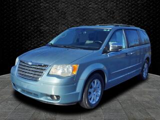 2010 Chrysler Town And Country for sale in Lancaster SC