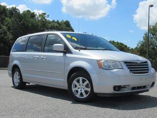 2009 Chrysler Town And Country for sale in Fruitland Park FL