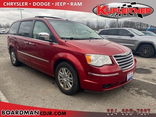 2008 Chrysler Town And Country for sale in Boardman OH