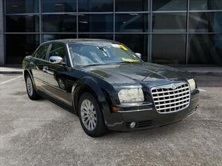2010 Chrysler 300 for sale in Cleveland TN