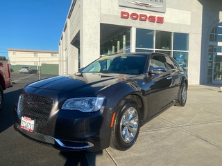 2016 Chrysler 300