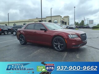2021 Chrysler 300