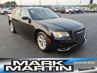 2016 Chrysler 300