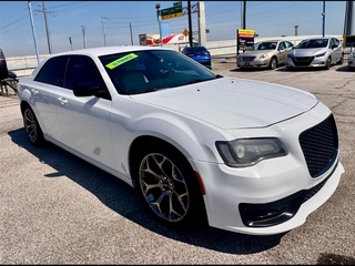 2018 Chrysler 300