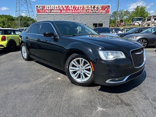 2018 Chrysler 300