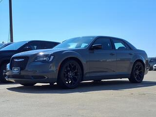 2019 Chrysler 300