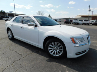 2013 Chrysler 300 for sale in Clarksville TN