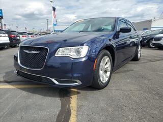 2015 Chrysler 300 for sale in Taylor MI