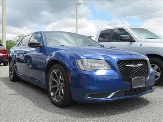 2018 Chrysler 300