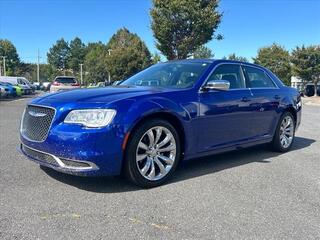 2020 Chrysler 300