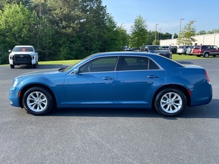 2022 Chrysler 300 for sale in Morristown TN