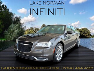 2016 Chrysler 300