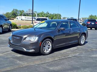 2019 Chrysler 300