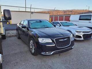 2017 Chrysler 300