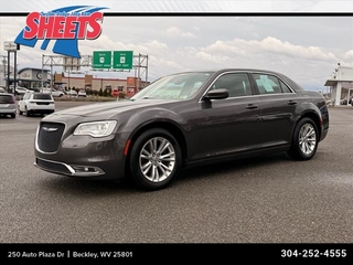 2019 Chrysler 300