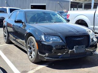 2023 Chrysler 300