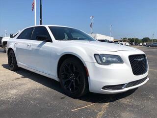 2019 Chrysler 300