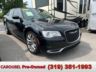 2019 Chrysler 300