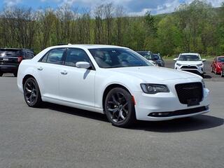 2023 Chrysler 300