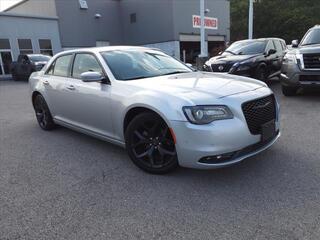 2021 Chrysler 300