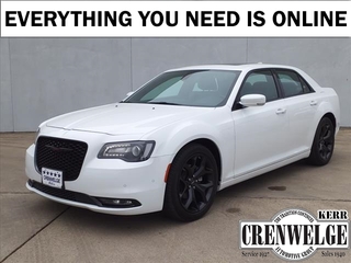 2022 Chrysler 300