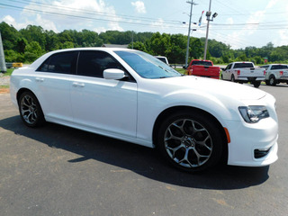 2018 Chrysler 300 for sale in Clarksville TN