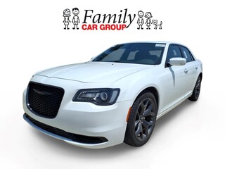 2023 Chrysler 300