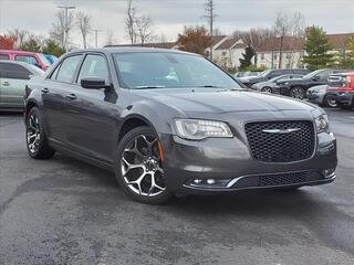 2018 Chrysler 300 for sale in Cincinnati OH