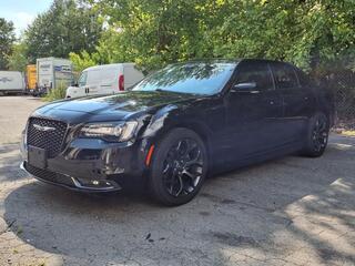 2020 Chrysler 300