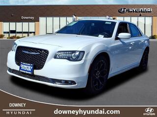 2019 Chrysler 300