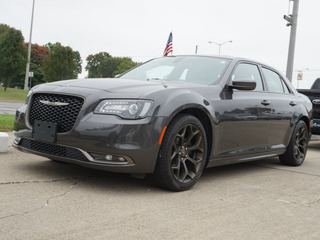 2019 Chrysler 300