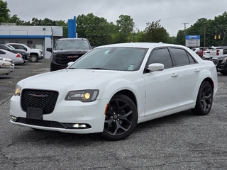 2021 Chrysler 300