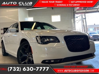 2021 Chrysler 300