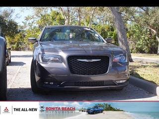 2017 Chrysler 300