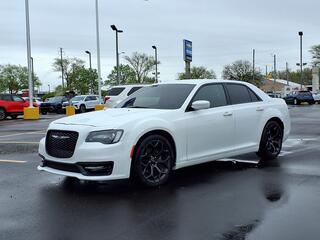 2020 Chrysler 300 for sale in Wayne MI