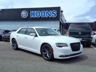 2021 Chrysler 300