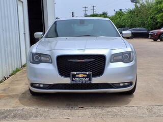 2021 Chrysler 300