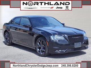 2022 Chrysler 300 for sale in Oak Park MI